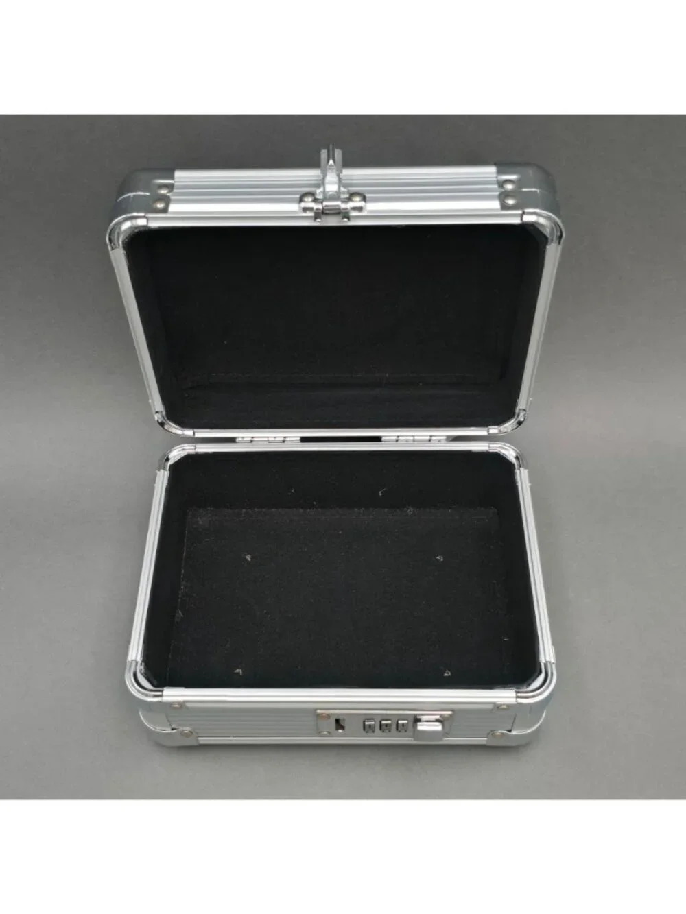 Medicine Safe Medication Carry Case Aluminum Lock Box 3 Digit Combo NWT